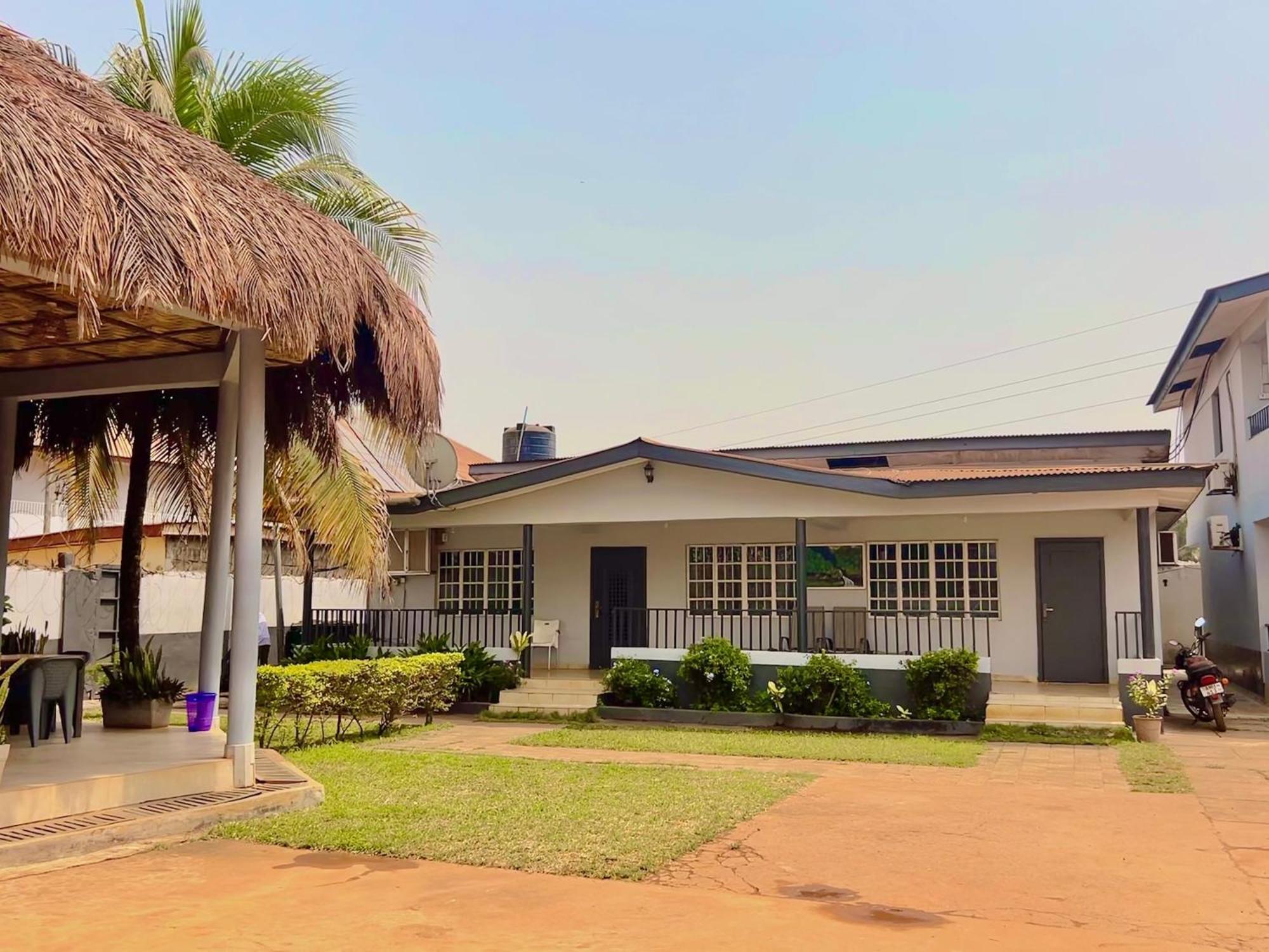 Paloma Guest House Kenema Extérieur photo