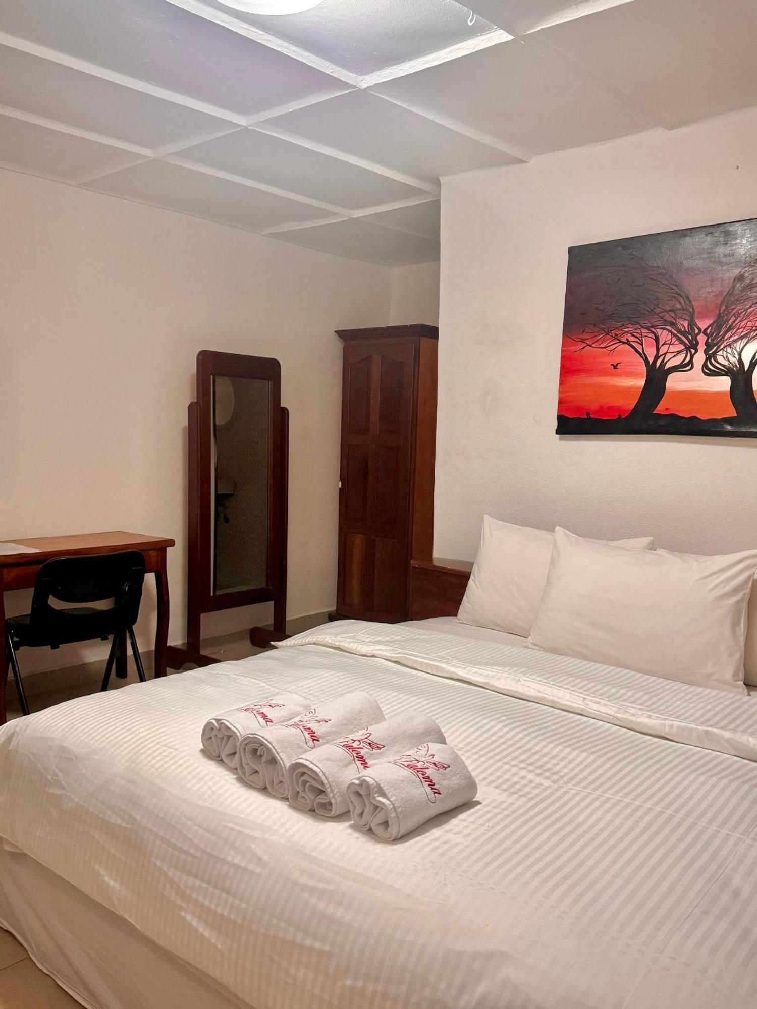 Paloma Guest House Kenema Extérieur photo