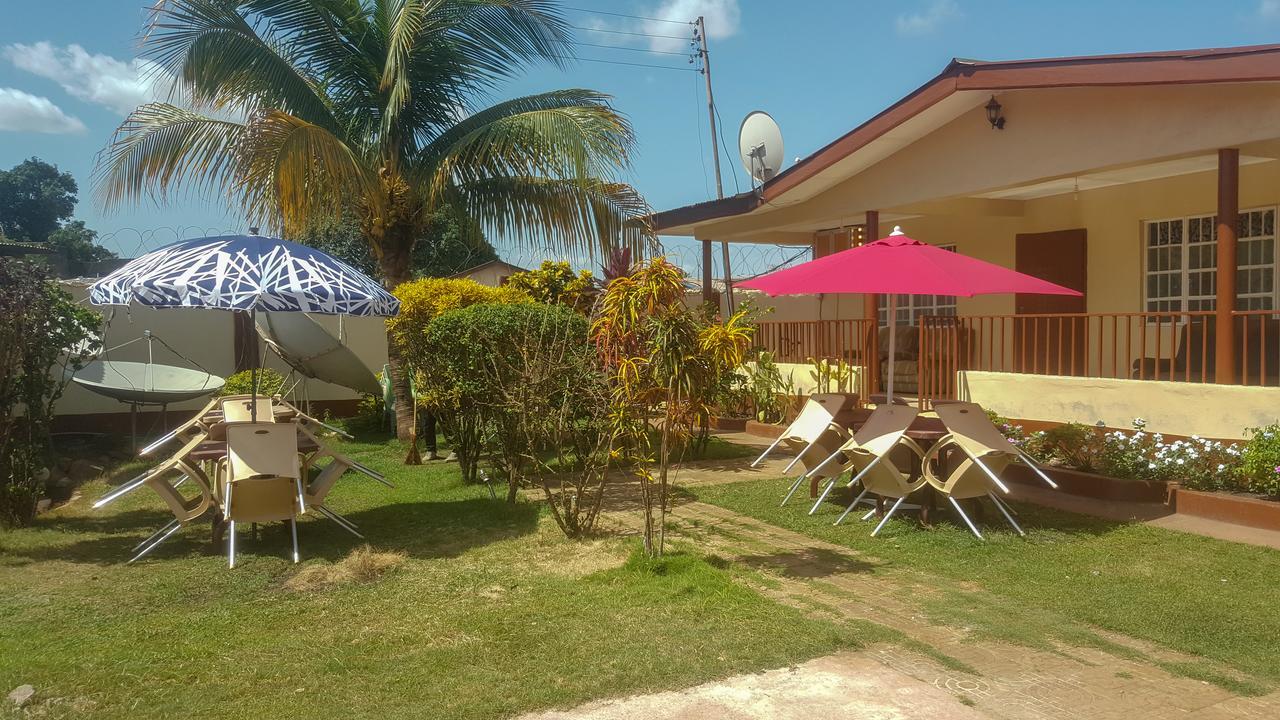 Paloma Guest House Kenema Extérieur photo
