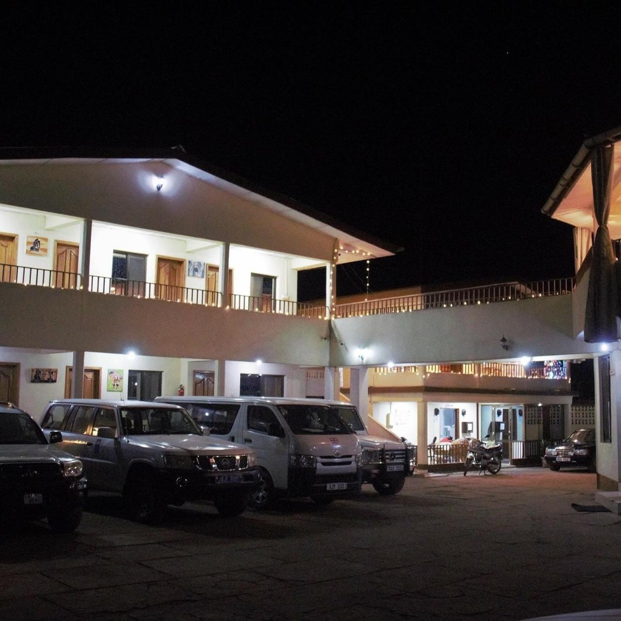 Paloma Guest House Kenema Extérieur photo